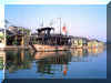 Hoi_An_Canal.jpg (92901 bytes)